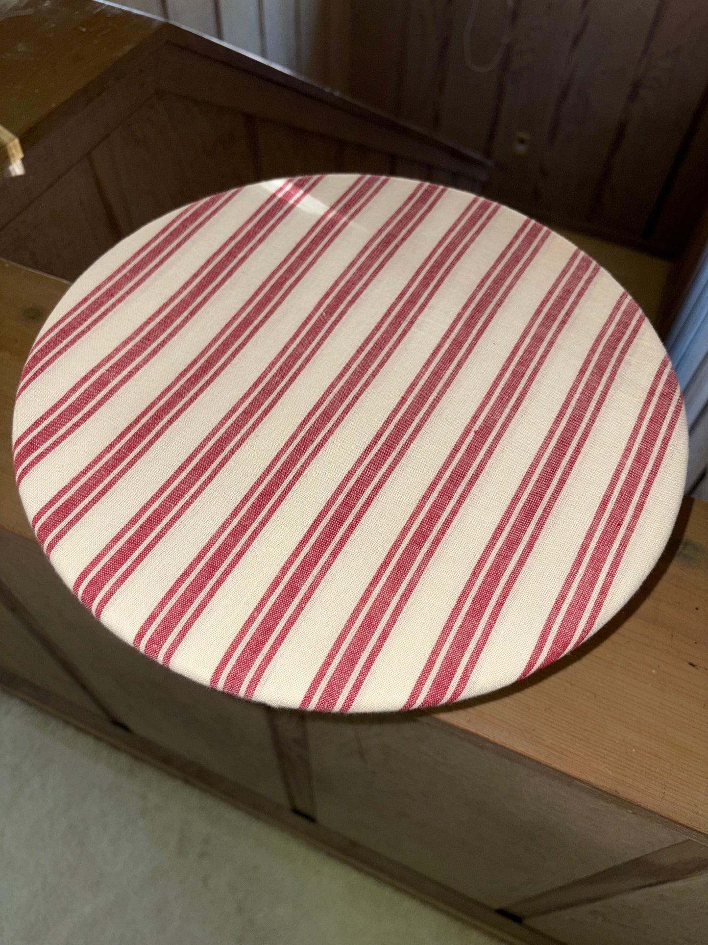 Vintage Style Bowl Cover